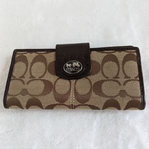 Vintage COACH Signature Slim Wallet